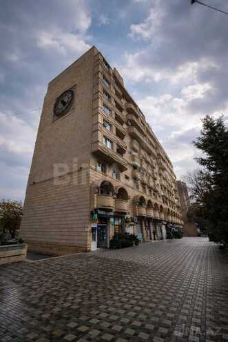 Продаётся 2-комн. вторичка 65 м², Ясамальский р., photo 3 from 21