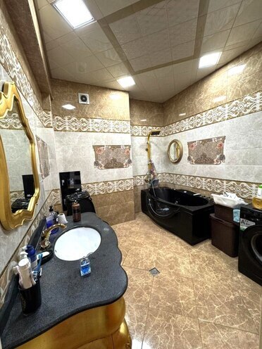 Продаётся 4-комн. новостройка 185 м², м. Элмляр Академиясы, photo 17 from 25