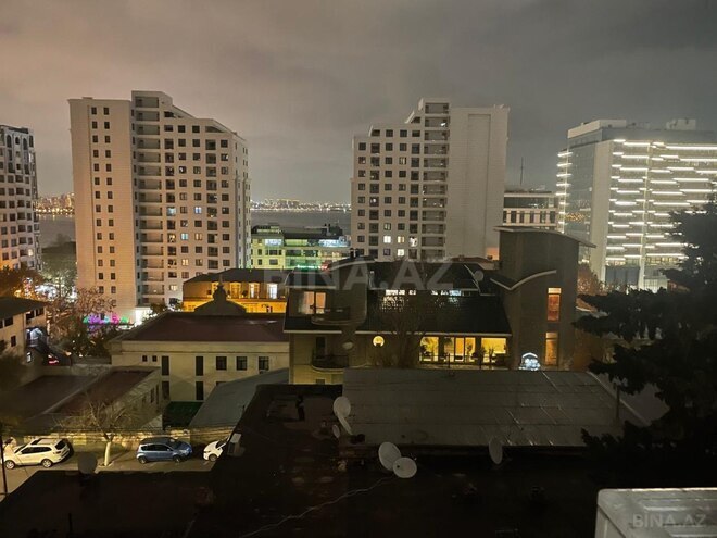 Satılır 3 otaqlı köhnə tikili 72 m², Bayıl q., photo 8 from 9