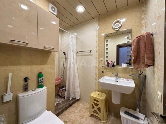 Продаётся 3-комн. вторичка 80 м², м. Ази Асланов, photo 8 from 21
