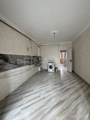 Продаётся 3-комн. вторичка 85 м², м. Элмляр Академиясы, photo 7 from 16