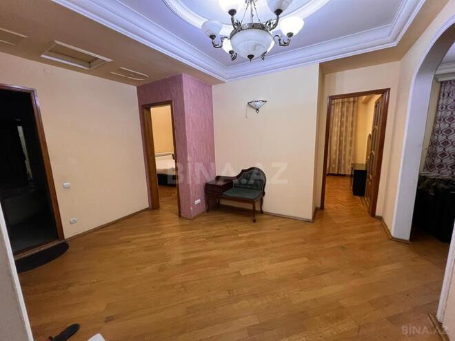 Сдаётся 3-комн. вторичка 75 м², м. Сахил, photo 15 from 17