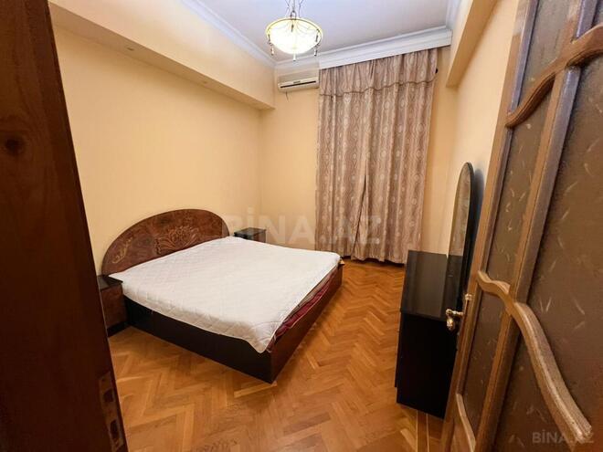 Сдаётся 3-комн. вторичка 75 м², м. Сахил, photo 12 from 17