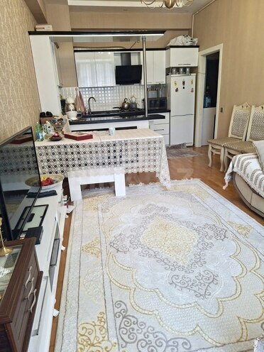 Продаётся 2-комн. новостройка 51 м², м. Кара Караев, photo 4 from 8