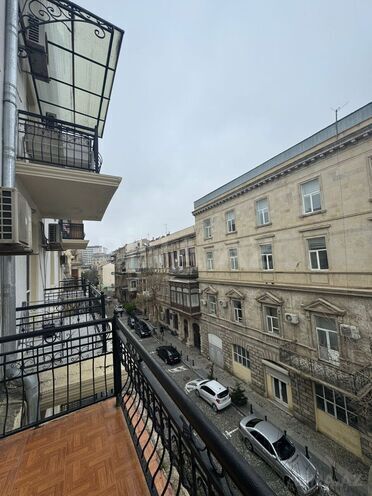 Продаётся 2-комн. вторичка 65 м², м. Сахил, photo 12 from 18