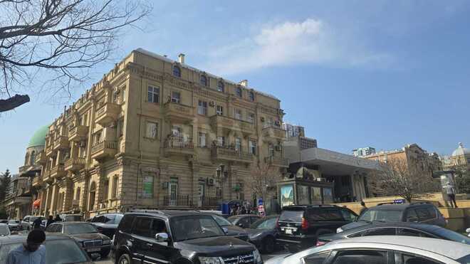 Продаётся 3-комн. вторичка 98 м², м. Низами, photo 1 from 9