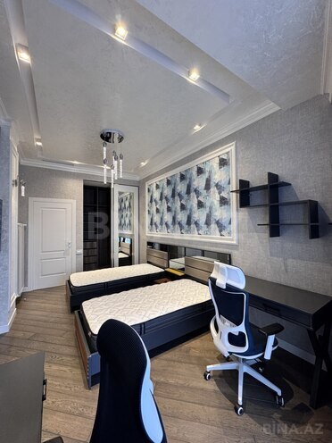 Продаётся 4-комн. новостройка 165 м², м. Низами, photo 13 from 20