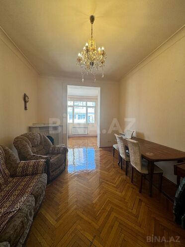 İcarəyə verilir 2 otaqlı köhnə tikili 65 m², 28 May m., photo 3 from 11