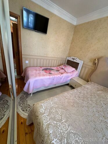 Продаётся 3-комн. вторичка 60 м², м. Ази Асланов, photo 3 from 18