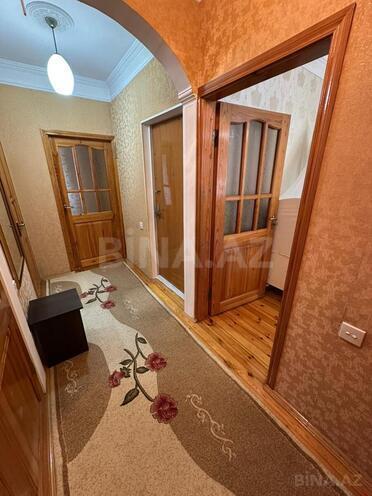 Продаётся 3-комн. вторичка 60 м², м. Ази Асланов, photo 16 from 18