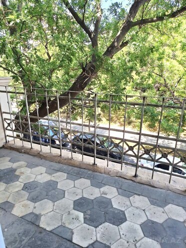 İcarəyə verilir 4 otaqlı köhnə tikili 110 m², 28 May m., photo 20 from 32