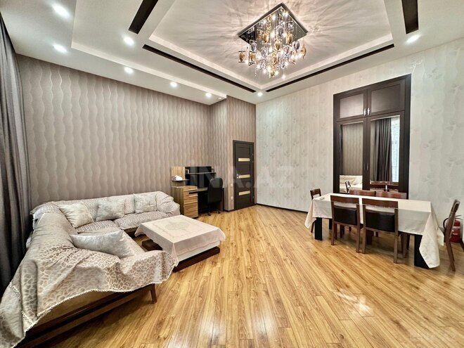 Сдаётся 3-комн. вторичка 110 м², м. Ичеришехер, photo 4 from 18