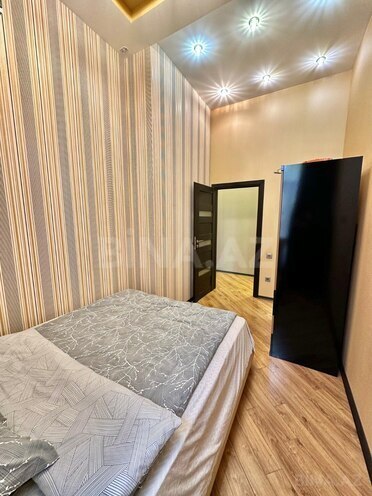 Сдаётся 3-комн. вторичка 110 м², м. Ичеришехер, photo 9 from 18