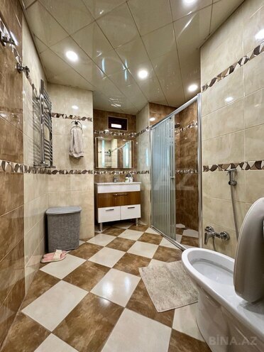 Сдаётся 3-комн. вторичка 110 м², м. Ичеришехер, photo 17 from 18