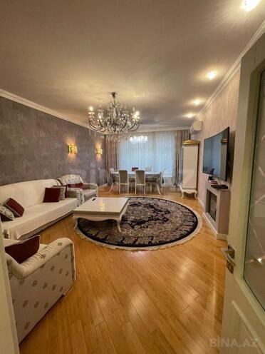 Продаётся 4-комн. новостройка 167 м², м. 8 ноября, photo 1 from 15