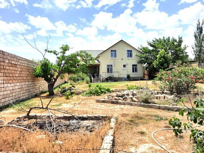 Satılır 6 otaqlı həyət evi/bağ evi 240 m², Novxanı q., photo 1 from 15