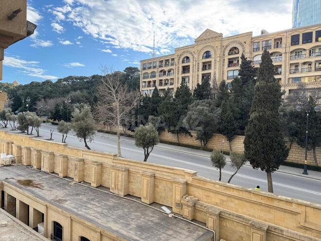 Satılır 3 otaqlı köhnə tikili 120 m², İçəri Şəhər m., photo 12 from 21