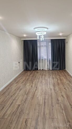 Продаётся 3-комн. вторичка 70 м², м. Элмляр Академиясы, photo 1 from 11