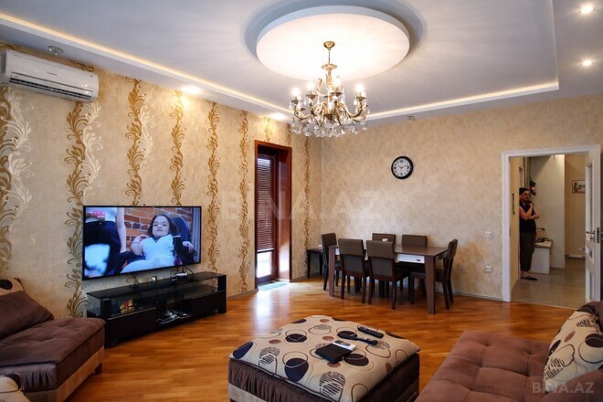 Продаётся 3-комн. новостройка 90 м², м. Низами, photo 4 from 16