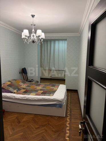 Satılır 3 otaqlı köhnə tikili 105 m², Qara Qarayev m., photo 5 from 19