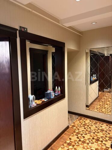 Satılır 3 otaqlı köhnə tikili 105 m², Qara Qarayev m., photo 15 from 19