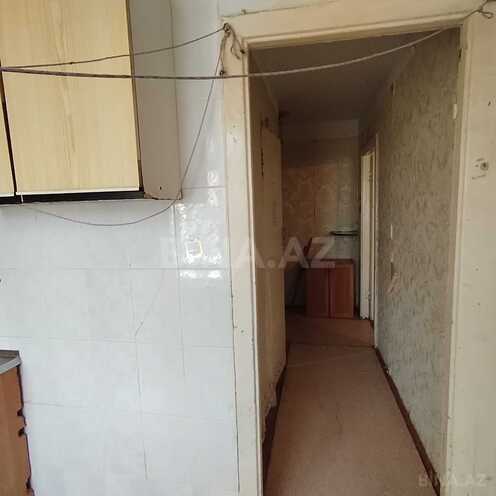 Satılır 2 otaqlı köhnə tikili 60 m², Qara Qarayev m., photo 17 from 32