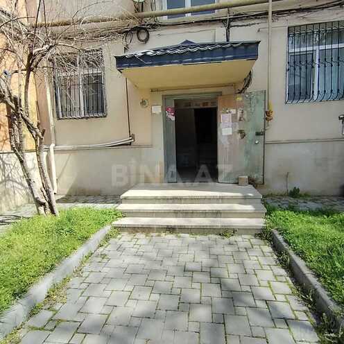 Satılır 2 otaqlı köhnə tikili 60 m², Qara Qarayev m., photo 24 from 32