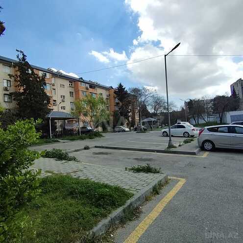 Satılır 2 otaqlı köhnə tikili 60 m², Qara Qarayev m., photo 27 from 32