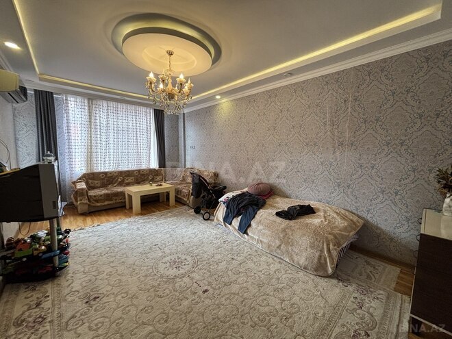 Продаётся 3-комн. новостройка 100 м², м. Нефтчиляр, photo 1 from 16