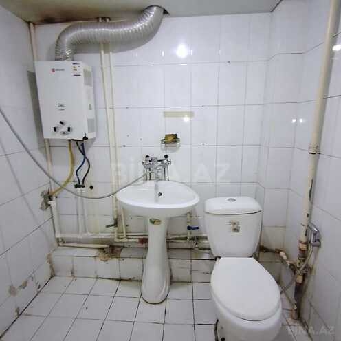 Satılır 2 otaqlı köhnə tikili 60 m², Qara Qarayev m., photo 5 from 32