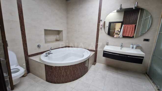 Сдаётся 3-комн. новостройка 170 м², м. Низами, photo 18 from 21