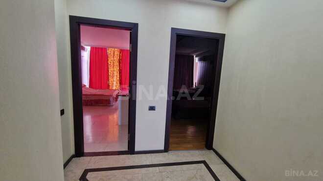 Сдаётся 3-комн. новостройка 170 м², м. Низами, photo 11 from 21