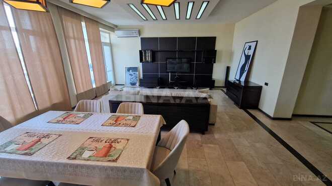 Сдаётся 3-комн. новостройка 170 м², м. Низами, photo 4 from 21