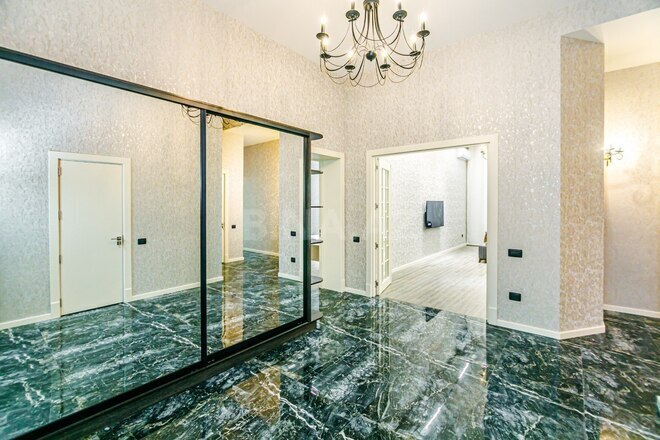 Сдаётся 3-комн. новостройка 105 м², м. Сахил, photo 25 from 28