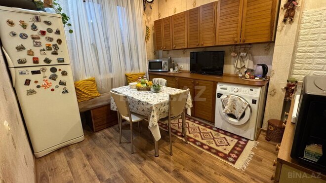 Satılır 4 otaqlı köhnə tikili 100 m², 28 May m., photo 10 from 13