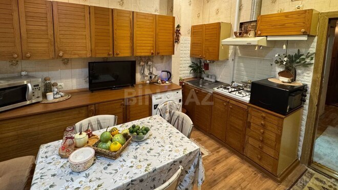 Satılır 4 otaqlı köhnə tikili 100 m², 28 May m., photo 11 from 13