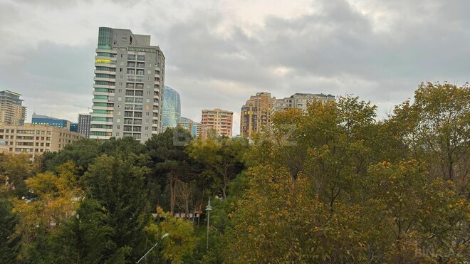 Satılır 4 otaqlı köhnə tikili 100 m², 28 May m., photo 5 from 13