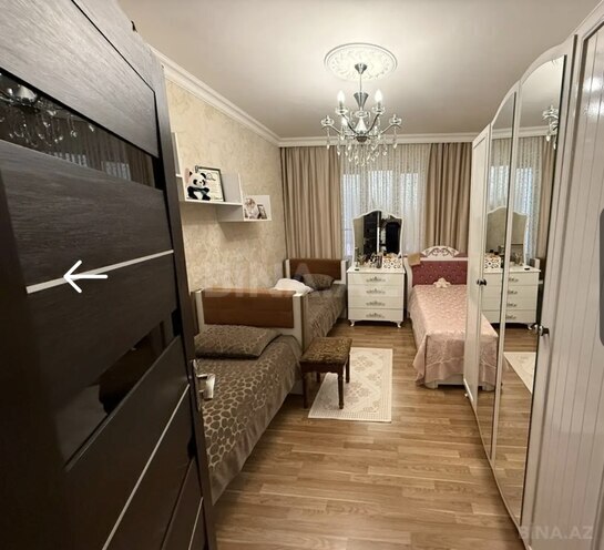Продаётся 3-комн. вторичка 75 м², м. Ази Асланов, photo 7 from 13