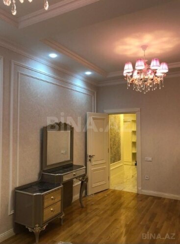 Сдаётся 2-комн. новостройка 125 м², м. Низами, photo 9 from 12