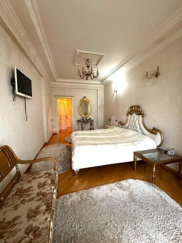 Продаётся 4-комн. новостройка 186 м², м. Элмляр Академиясы, photo 8 from 23
