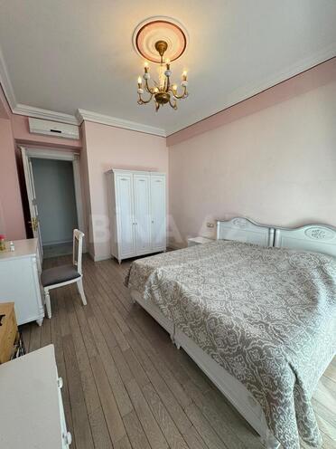 Сдаётся 4-комн. новостройка 200 м², м. Низами, photo 11 from 18