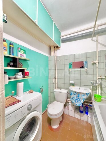 Продаётся 1-комн. вторичка 32 м², м. Кара Караев, photo 12 from 17