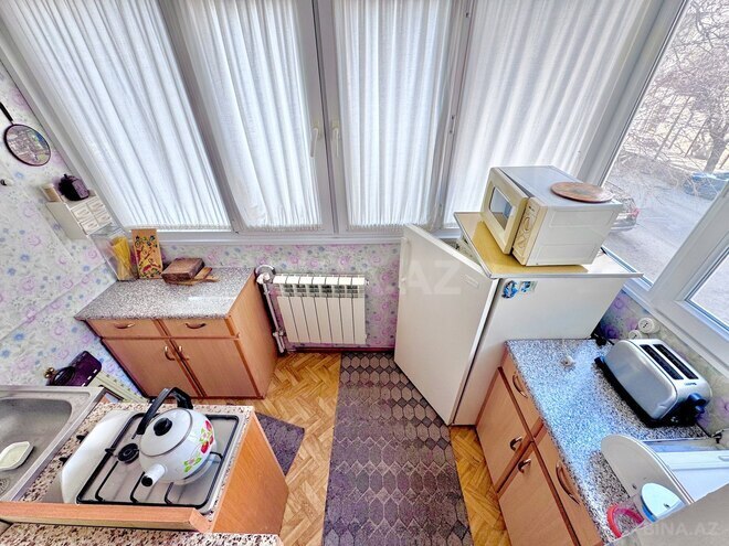 Продаётся 1-комн. вторичка 32 м², м. Кара Караев, photo 16 from 17