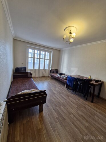 Satılır 1 otaqlı köhnə tikili 40 m², Gənclik m., photo 1 from 10