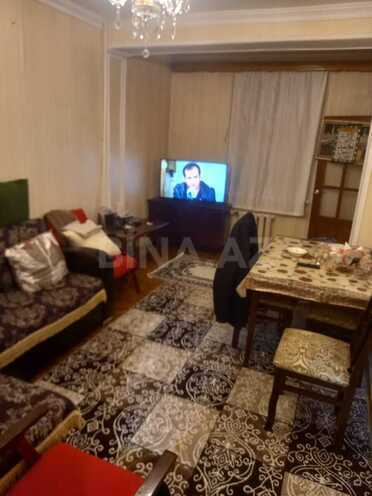 Satılır 2 otaqlı köhnə tikili 72 m², Həzi Aslanov m., photo 1 from 9
