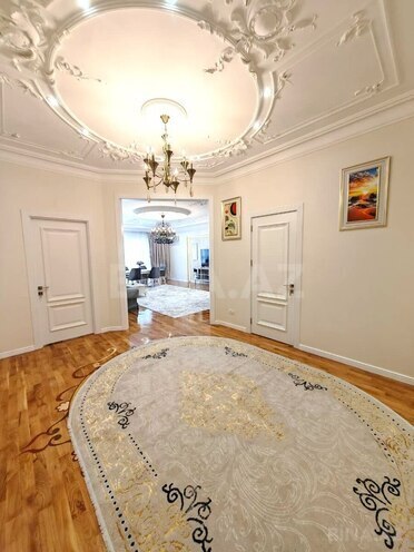 Satılır 4 otaqlı yeni tikili 230 m², 28 May m., photo 17 from 19