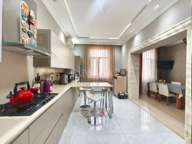 Satılır 9 otaqlı həyət evi/bağ evi 795 m², Azadlıq Prospekti m., photo 12 from 18