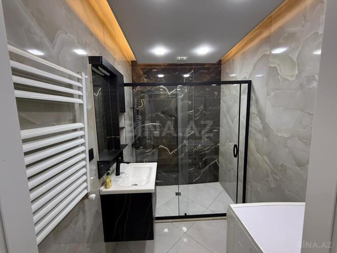 Сдаётся 2-комн. новостройка 62 м², м. 8 ноября, photo 12 from 14