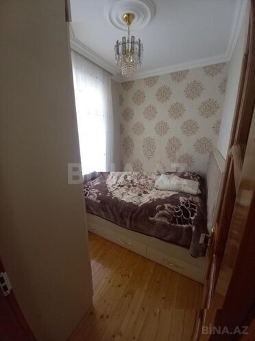 Satılır 2 otaqlı köhnə tikili 40 m², İnşaatçılar m., photo 3 from 12