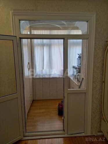 Satılır 2 otaqlı köhnə tikili 40 m², İnşaatçılar m., photo 4 from 12